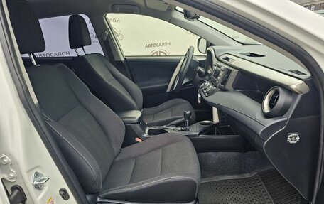 Toyota RAV4, 2014 год, 1 799 000 рублей, 11 фотография