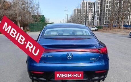 Mercedes-Benz EQE, 2022 год, 4 110 011 рублей, 5 фотография