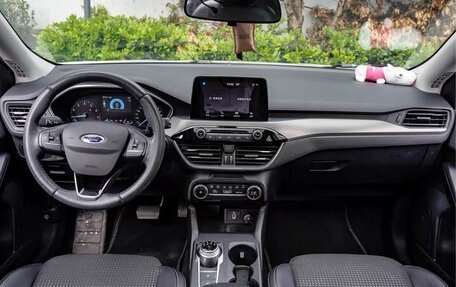 Ford Focus IV, 2020 год, 1 120 000 рублей, 10 фотография