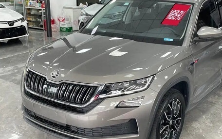 Skoda Kodiaq I, 2020 год, 2 800 000 рублей, 19 фотография