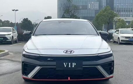 Hyundai Elantra, 2023 год, 1 655 011 рублей, 2 фотография