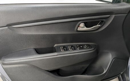 KIA Rio IV, 2019 год, 1 590 000 рублей, 11 фотография