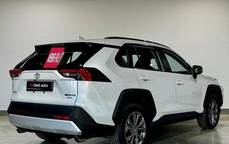 Toyota RAV4, 2024 год, 3 400 000 рублей, 6 фотография