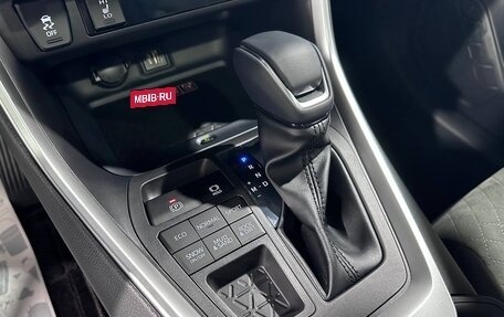 Toyota RAV4, 2024 год, 3 400 000 рублей, 22 фотография
