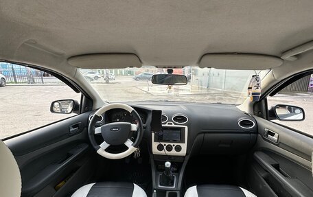 Ford Focus II рестайлинг, 2006 год, 320 000 рублей, 10 фотография