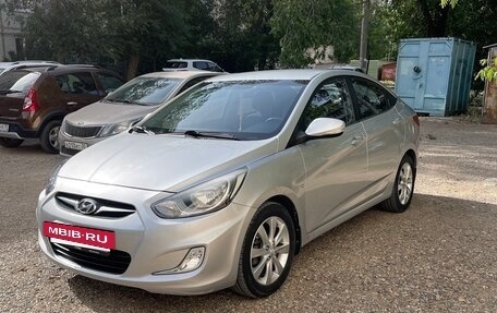Hyundai Solaris II рестайлинг, 2011 год, 950 000 рублей, 8 фотография