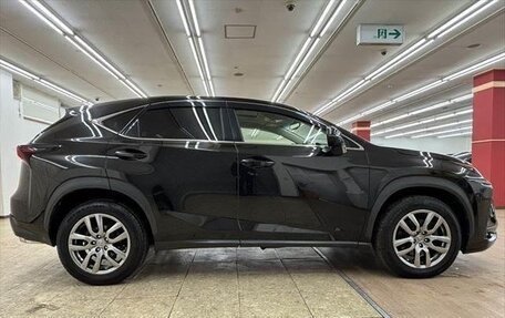 Lexus NX I, 2015 год, 2 200 000 рублей, 4 фотография