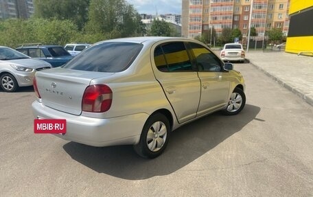 Toyota Platz, 2001 год, 385 000 рублей, 4 фотография