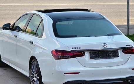 Mercedes-Benz E-Класс, 2022 год, 4 700 000 рублей, 9 фотография