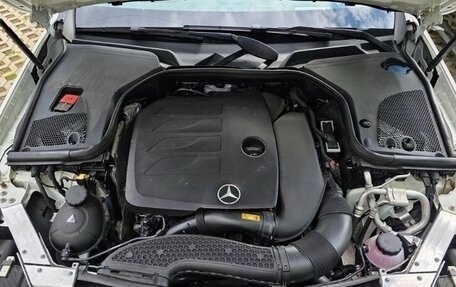 Mercedes-Benz E-Класс, 2022 год, 4 700 000 рублей, 19 фотография