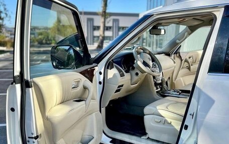 Nissan Patrol, 2011 год, 2 650 000 рублей, 4 фотография