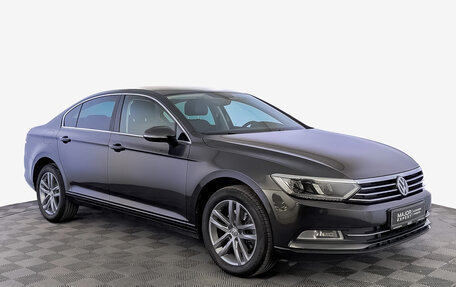 Volkswagen Passat B8 рестайлинг, 2019 год, 2 690 000 рублей, 3 фотография