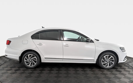 Volkswagen Jetta VI, 2017 год, 1 445 000 рублей, 4 фотография