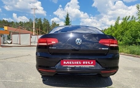Volkswagen Passat B8 рестайлинг, 2015 год, 1 700 000 рублей, 11 фотография