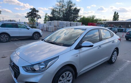 Hyundai Solaris II рестайлинг, 2017 год, 1 270 000 рублей, 3 фотография