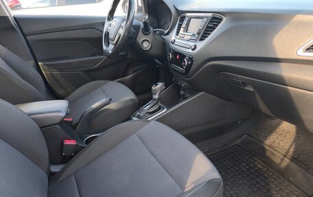 Hyundai Solaris II рестайлинг, 2017 год, 1 270 000 рублей, 9 фотография