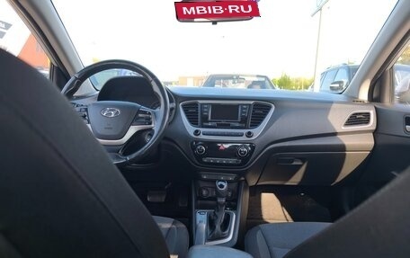 Hyundai Solaris II рестайлинг, 2017 год, 1 270 000 рублей, 10 фотография