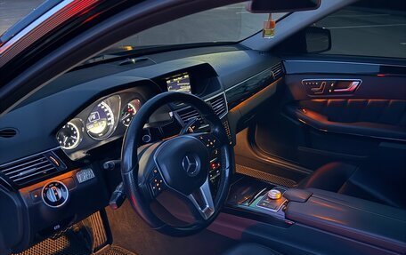 Mercedes-Benz E-Класс, 2012 год, 1 600 000 рублей, 5 фотография