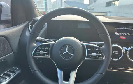 Mercedes-Benz A-Класс, 2021 год, 1 700 000 рублей, 18 фотография