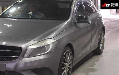 Mercedes-Benz A-Класс, 2013 год, 886 000 рублей, 2 фотография
