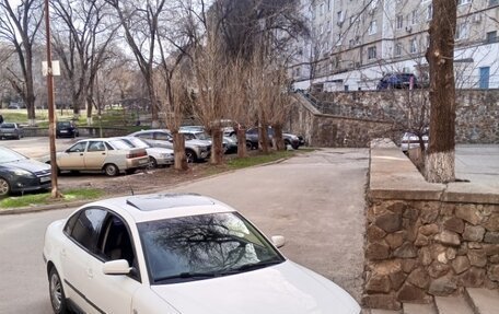 Volkswagen Passat B5+ рестайлинг, 1998 год, 350 000 рублей, 1 фотография