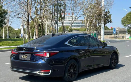 Lexus ES VII, 2021 год, 2 860 000 рублей, 4 фотография