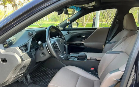 Lexus ES VII, 2021 год, 2 860 000 рублей, 8 фотография