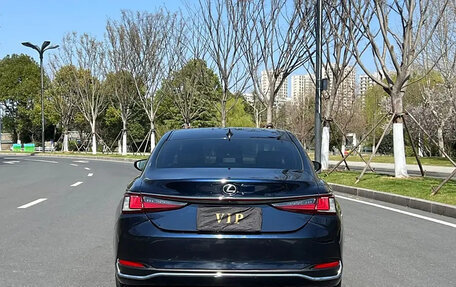 Lexus ES VII, 2021 год, 2 860 000 рублей, 5 фотография