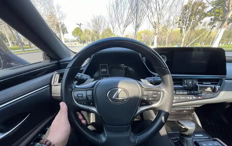 Lexus ES VII, 2021 год, 2 860 000 рублей, 14 фотография