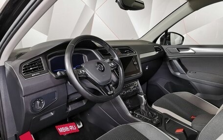 Volkswagen Tiguan II, 2020 год, 2 540 000 рублей, 14 фотография