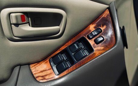 Lexus RX IV рестайлинг, 2000 год, 855 000 рублей, 14 фотография
