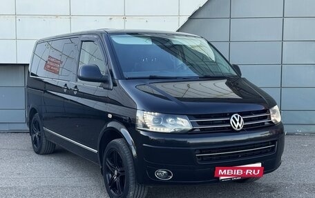 Volkswagen Multivan T5, 2014 год, 2 850 000 рублей, 3 фотография