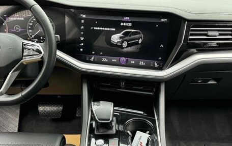 Volkswagen Touareg III, 2021 год, 3 740 000 рублей, 12 фотография