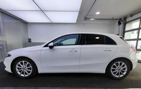 Mercedes-Benz A-Класс, 2018 год, 2 349 000 рублей, 10 фотография