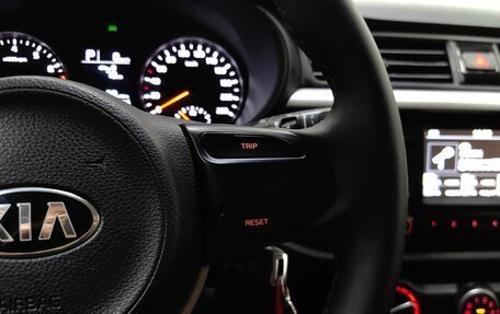 KIA Rio IV, 2019 год, 1 399 000 рублей, 18 фотография