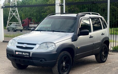 Chevrolet Niva I рестайлинг, 2016 год, 839 000 рублей, 3 фотография