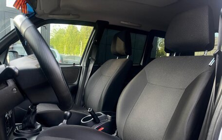Chevrolet Niva I рестайлинг, 2016 год, 839 000 рублей, 15 фотография