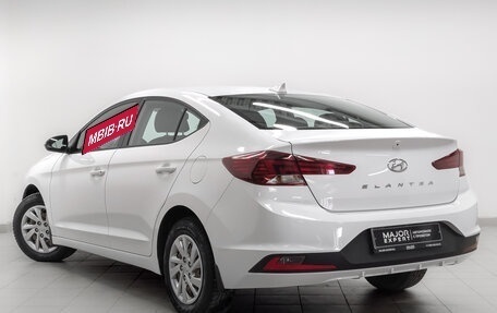 Hyundai Elantra VI рестайлинг, 2020 год, 1 920 000 рублей, 7 фотография