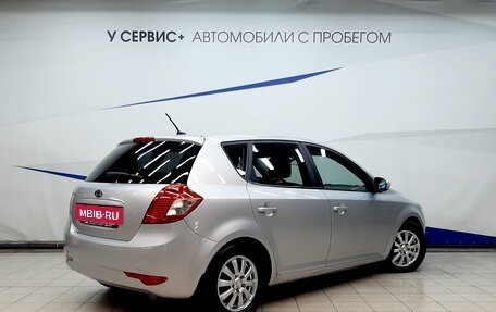 KIA cee'd I рестайлинг, 2010 год, 680 000 рублей, 3 фотография