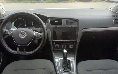 Volkswagen Golf VII, 2020 год, 1 400 000 рублей, 9 фотография