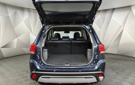 Mitsubishi Outlander III рестайлинг 3, 2022 год, 2 397 000 рублей, 20 фотография