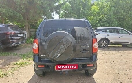 Chevrolet Niva I рестайлинг, 2017 год, 749 000 рублей, 4 фотография