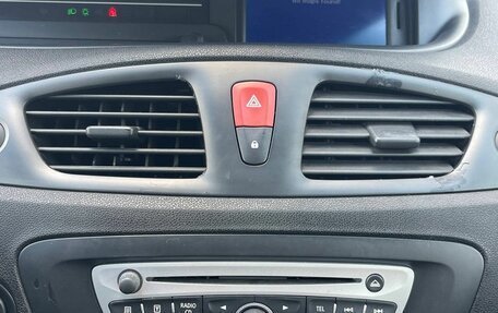 Renault Scenic III, 2010 год, 599 000 рублей, 22 фотография