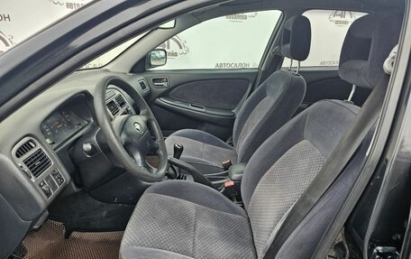 Toyota Avensis III рестайлинг, 2001 год, 399 000 рублей, 9 фотография