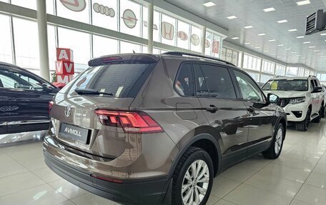Volkswagen Tiguan II, 2019 год, 2 585 000 рублей, 11 фотография