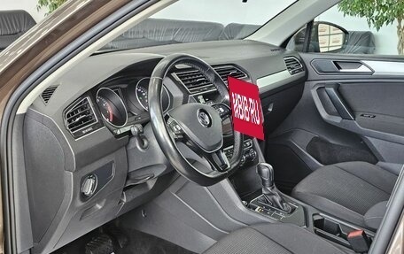 Volkswagen Tiguan II, 2019 год, 2 585 000 рублей, 13 фотография