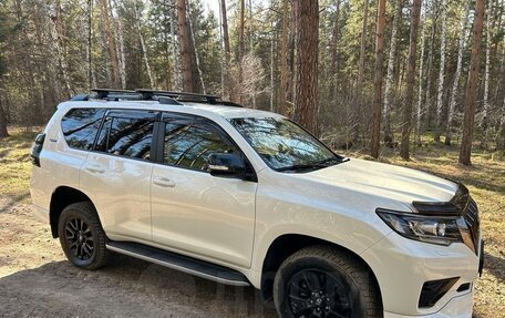 Toyota Land Cruiser Prado 150 рестайлинг 2, 2021 год, 4 005 123 рублей, 6 фотография
