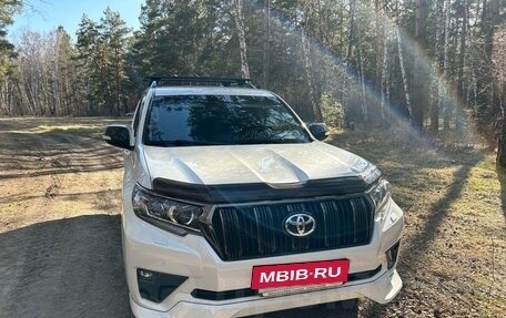 Toyota Land Cruiser Prado 150 рестайлинг 2, 2021 год, 4 005 123 рублей, 4 фотография