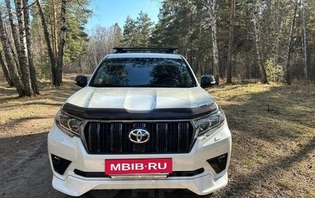 Toyota Land Cruiser Prado 150 рестайлинг 2, 2021 год, 4 005 123 рублей, 2 фотография