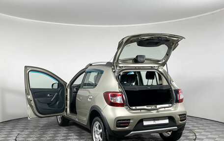 Renault Sandero II рестайлинг, 2015 год, 885 000 рублей, 8 фотография